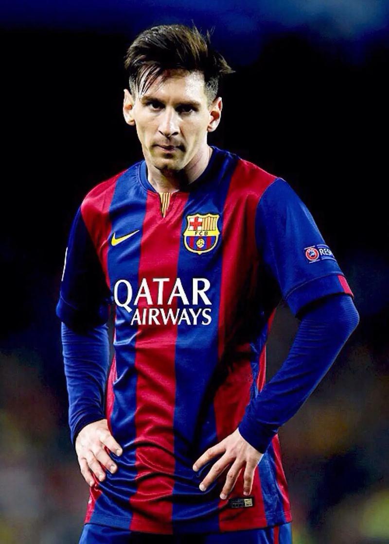 记者：兰克尔-泽经常在赛前要钱，首发迟迟不定也有他的原因