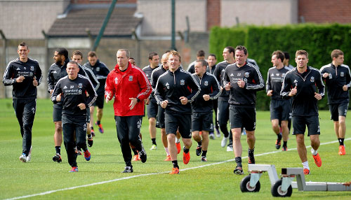 篮球火箭旧将回归休城，粉丝热烈欢迎