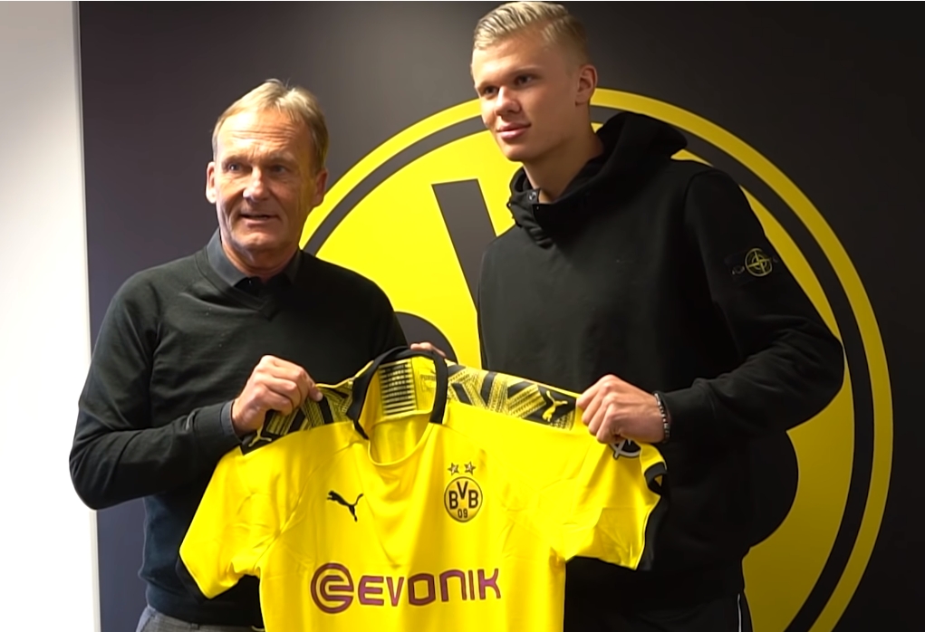 前锋射门力度与准度如何兼顾？