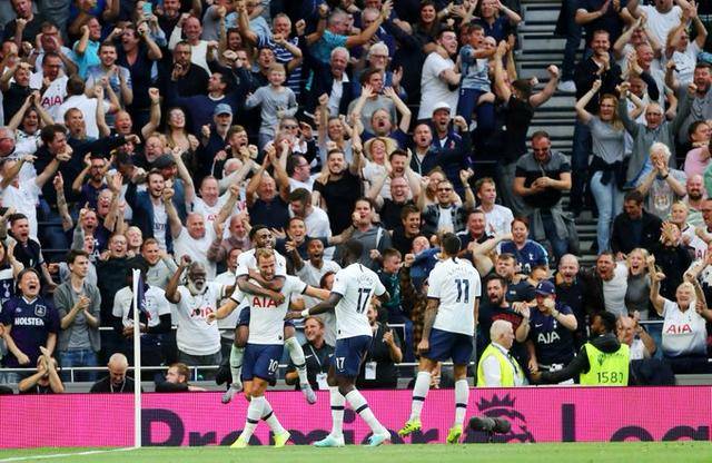 难怪杨鸣2次发火！辽宁负广州最后5分钟，三人表现太令他失望