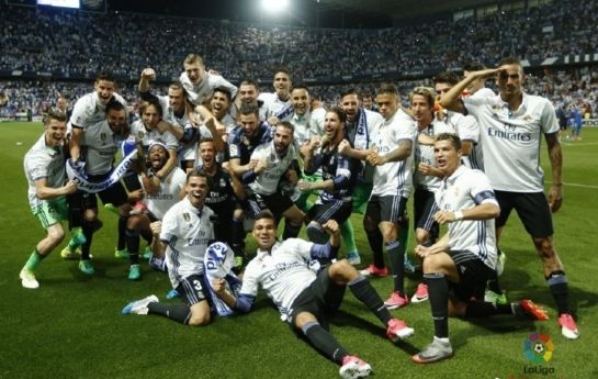 申花vs广岛三箭全场数据：射门13-14，控球率36-64