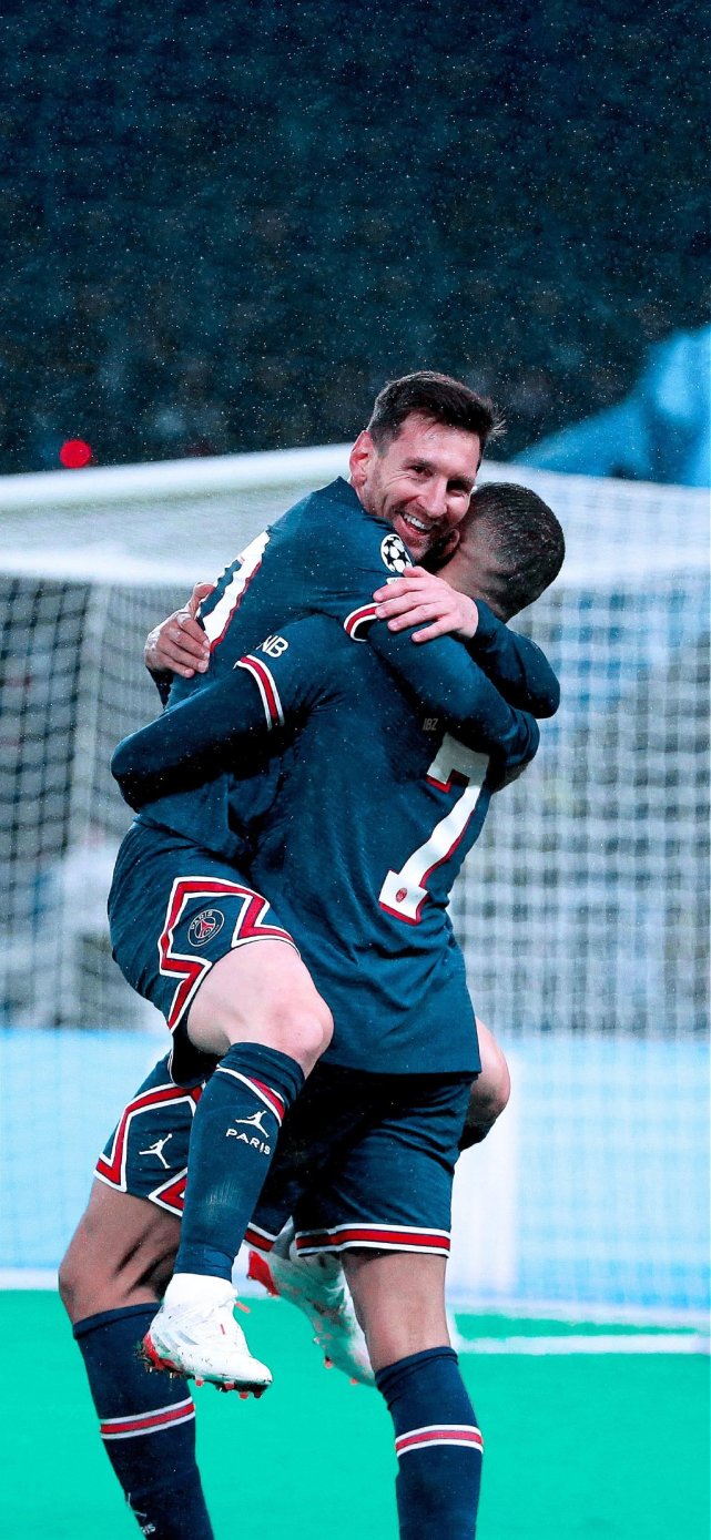 穆帅评价本菲卡13场不败，认为网坛3巨头之一本可以踢足球（穆里尼奥评本菲卡13场不败：称网坛三巨头之一能改行踢足球）