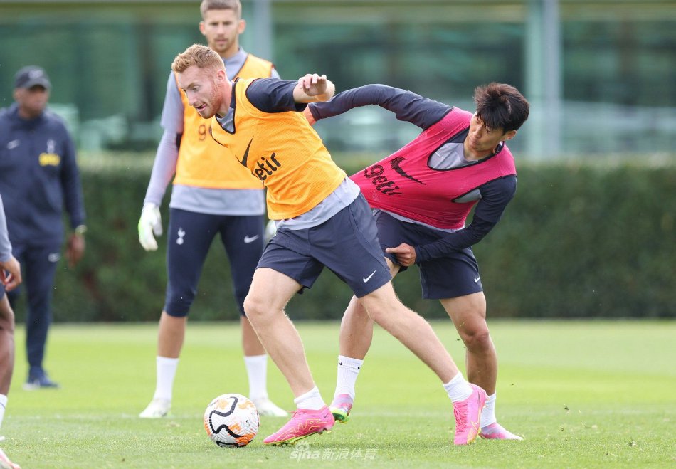 博主：国安新来的体育总监曾长期任职于拜仁，李明去留未知