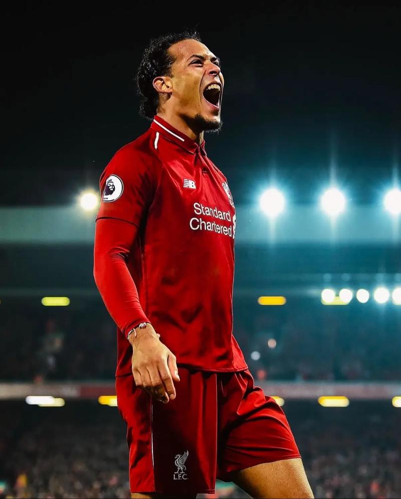 进球有错论! 姆巴佩83场73球，年度59球追平C罗，被吐槽伤害皇马（进球也有错？姆巴佩83战73球、年度59球追平C罗，却遭吐槽伤害皇马）