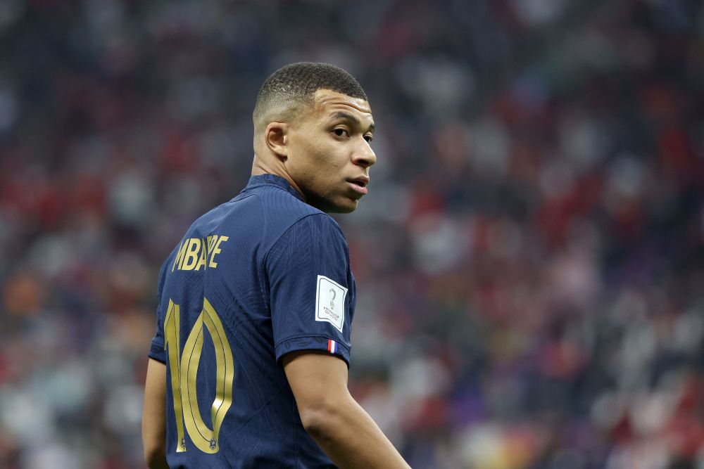 每体：孔德本赛季状态不佳，伊尼戈离队后巴萨防线表现不稳