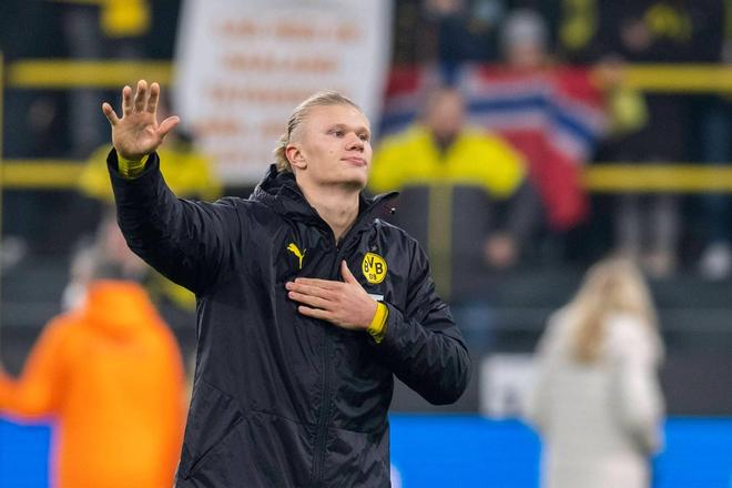 李霄鹏：希望球队能发挥出应有水平，明天奉献一场精彩的比赛