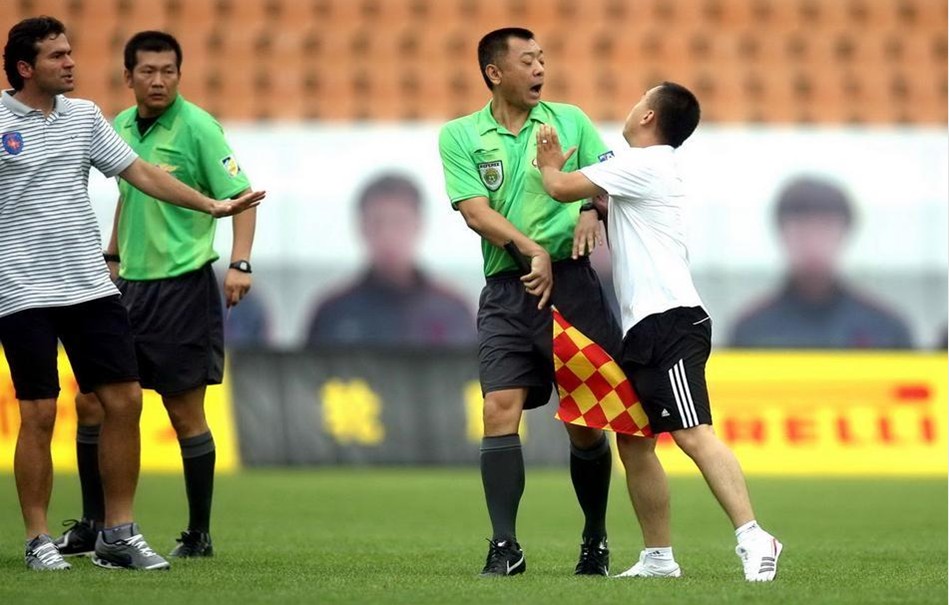 三分像打开外挂一样